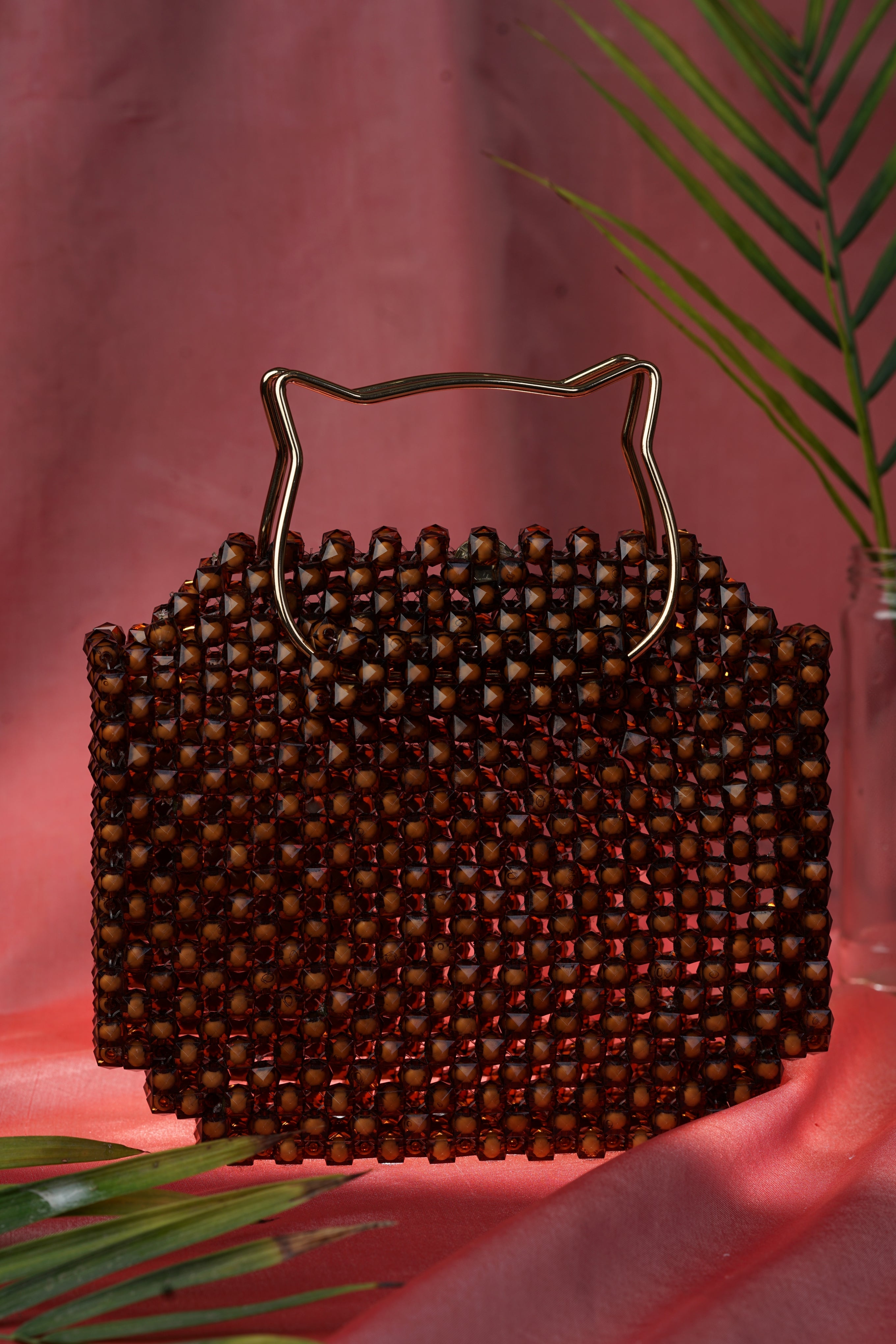 Mocha Muse Brown square Bead bag